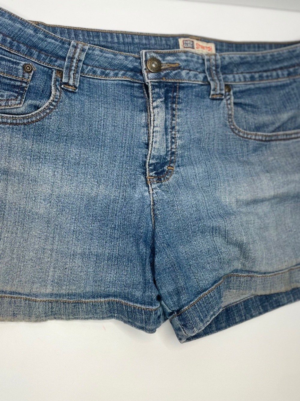FADED GLORY WOMENS LIGHT STRETCH DENIM JEAN SHORTS SIZE 10 HIGH WAIST